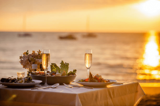 Set up a Romantic Dinner Date Places in Fiji
